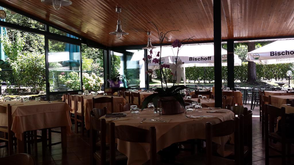 Trattoria I Bodega Hotel Abbadia Lariana Exterior photo